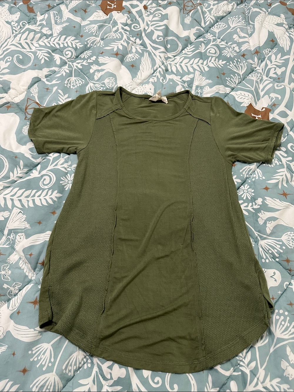 White Crow Olive Green Short Sleeve Crew Neck Top
